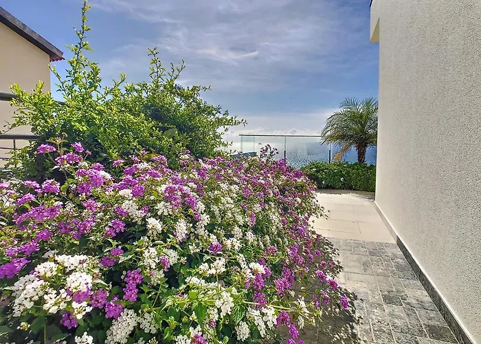 Francelho 1 By Lovelystay Apartmán